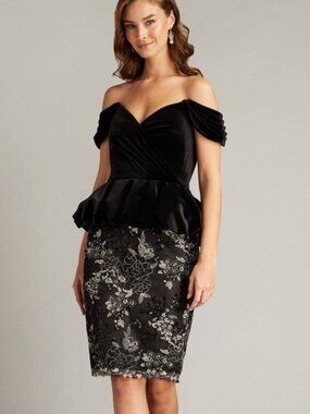 Taadashi Shoji black velvet peplum lace gold 80s glam cocktail dress size 6